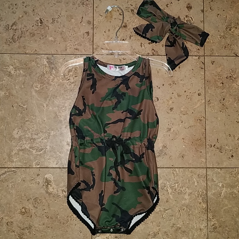 Baby toddler girl 2T camo onesie with headband
